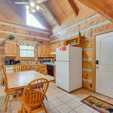 Gatlinburg Cabin With Pool Table About 6 Mi To Downtown! Exterior photo
