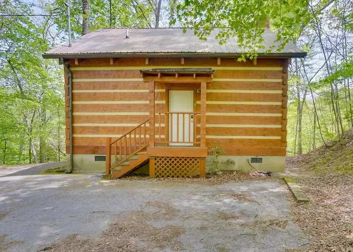 Gatlinburg Cabin With Pool Table About 6 Mi To Downtown!