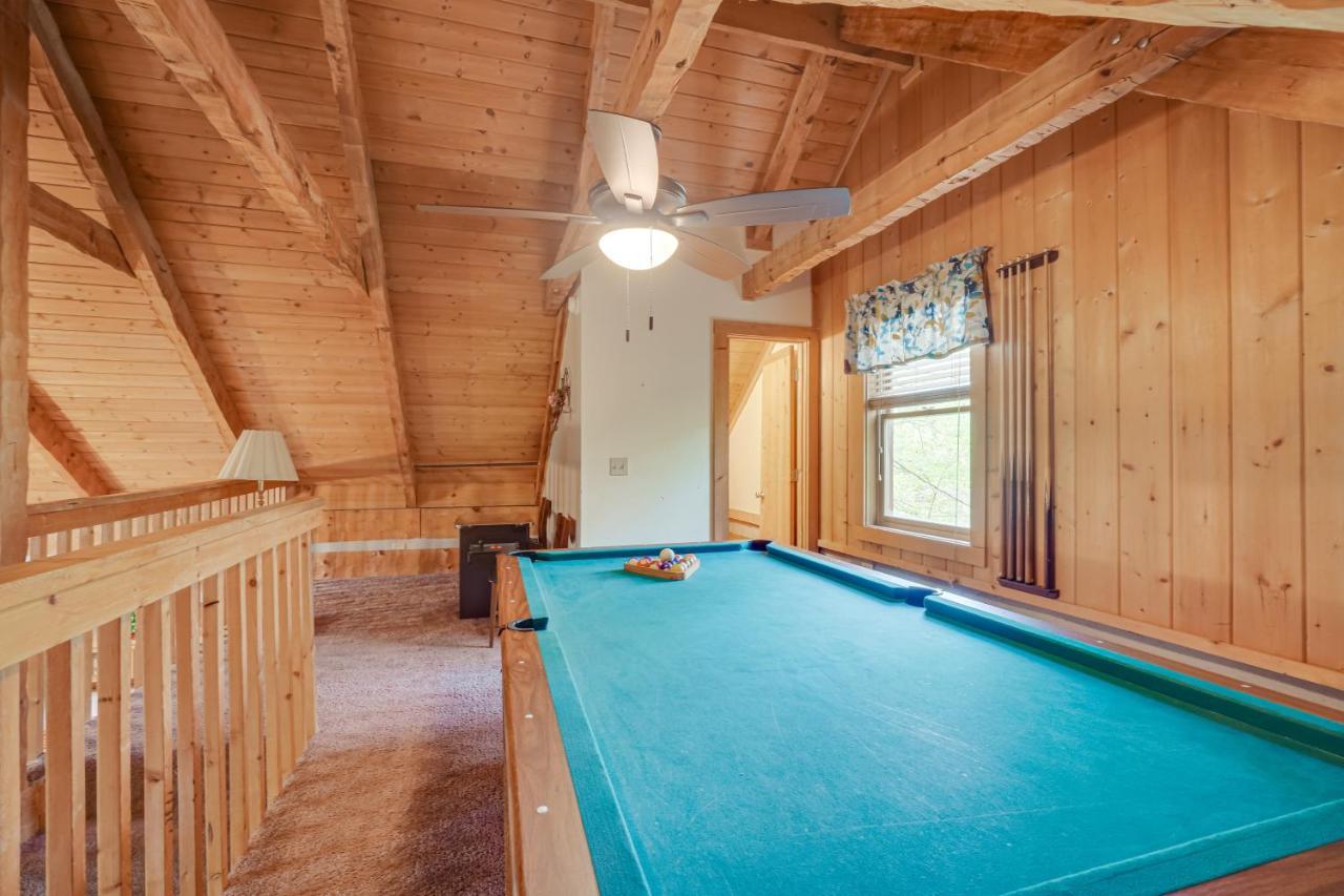 With Pool Table About 6 Mi To Downtown! *
